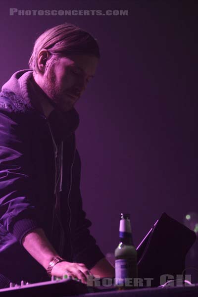 BLANCK MASS - 2013-02-27 - PARIS - Zenith - 